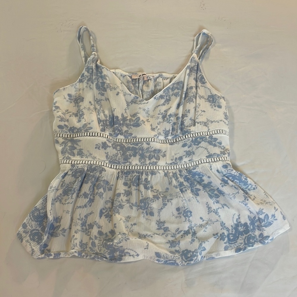 Blue and white boutique top